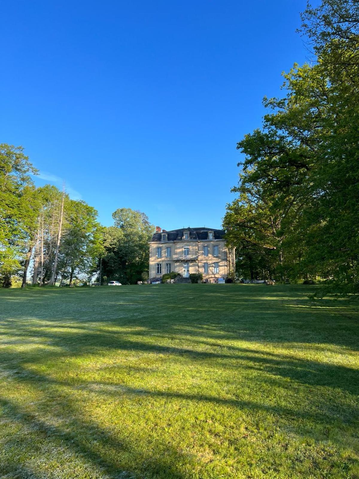 Chateau Du Grand Lucay Bourbon-lʼArchambault Eksteriør bilde