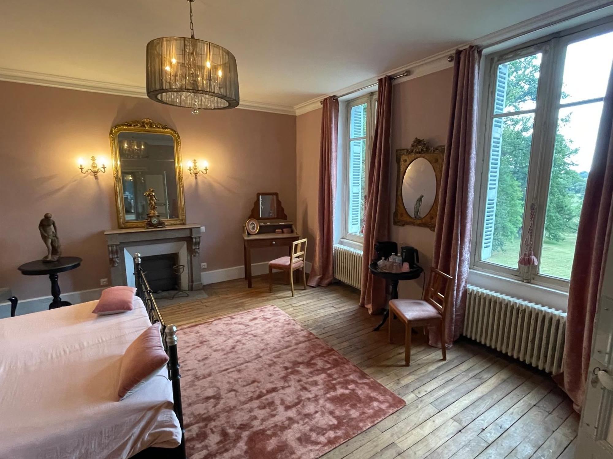 Chateau Du Grand Lucay Bourbon-lʼArchambault Eksteriør bilde